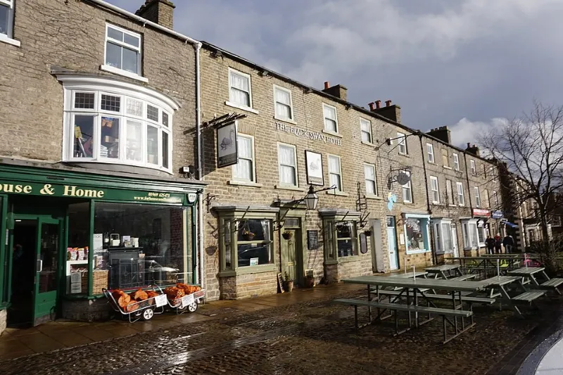 The Black Swan, Leyburn