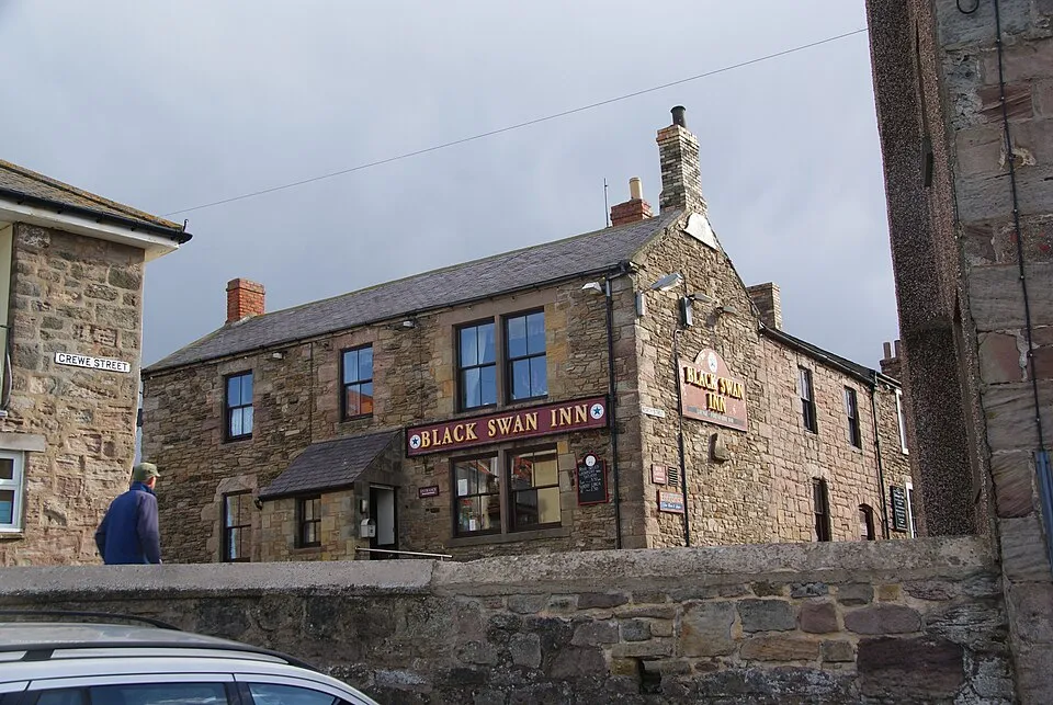 Black Swan Inn, Seahouses