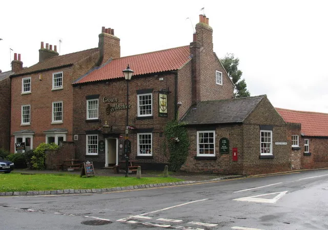 Crown and Anchor