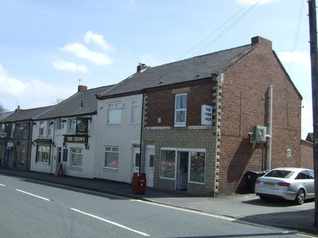 Crown (Top House), Pelton