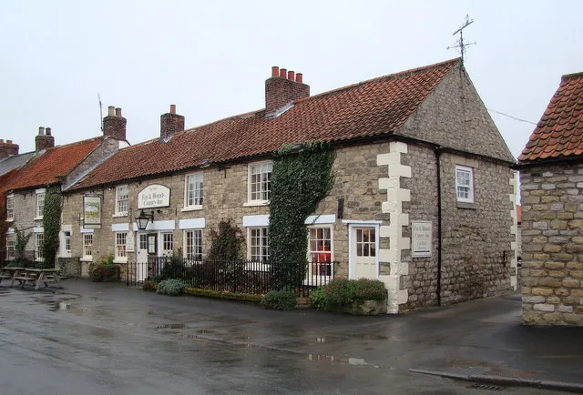 Fox and Hounds at Sinnington