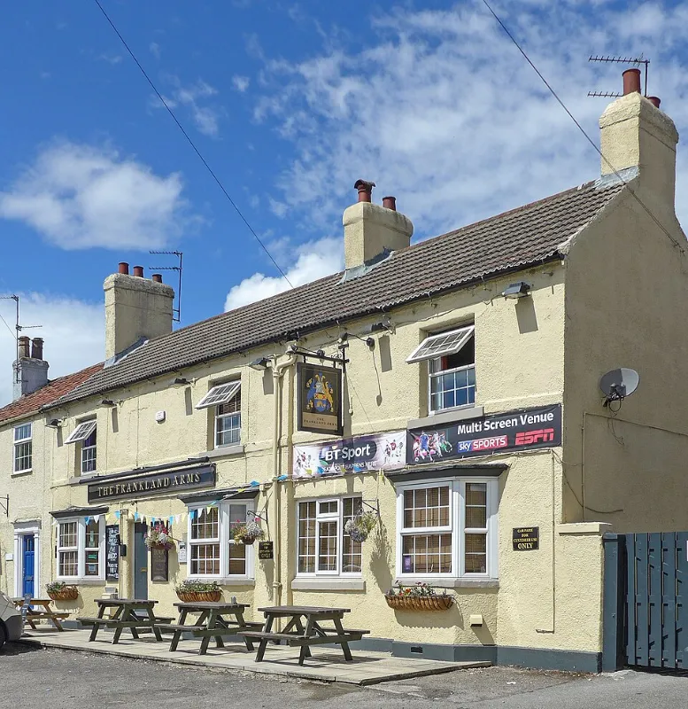 Frankland Arms, Thirsk (28176270333)