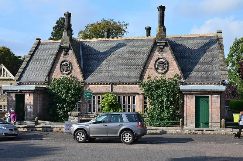 Lady Waterford Hall, Ford